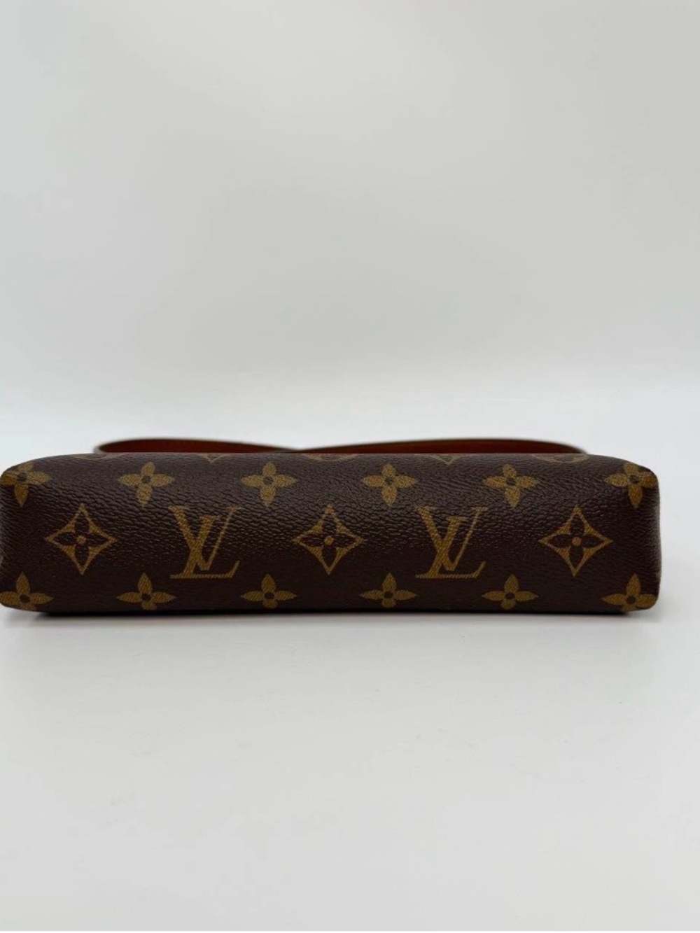 Louis Vuitton Pallas Mini Crossbody - COA- NWOT - Picture 4 of 13